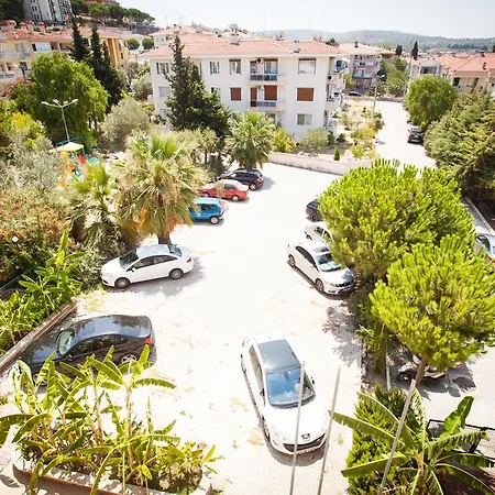 雅琴卡娅公寓式酒店 Çeşme