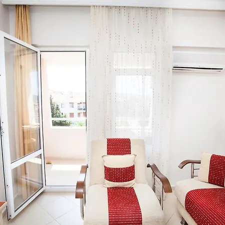 雅琴卡娅公寓式酒店 Çeşme